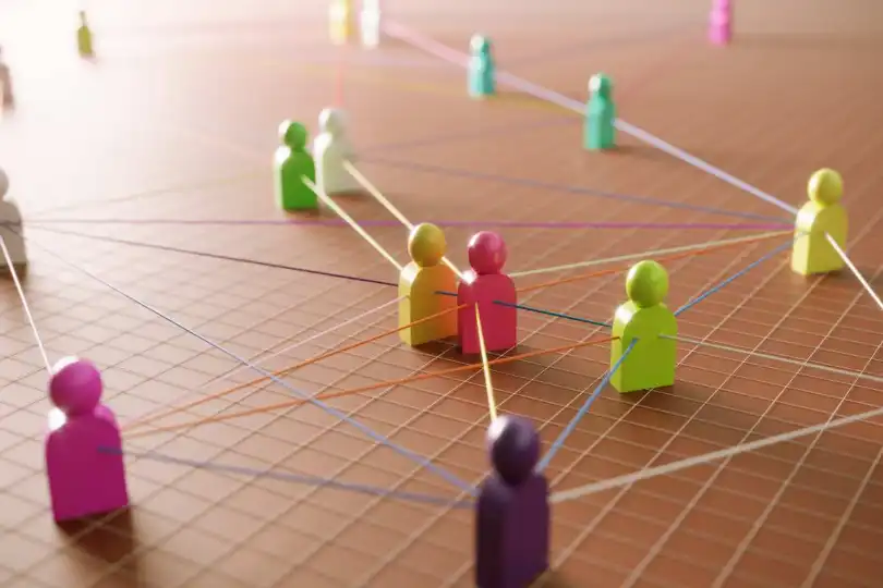 US law firms step up trainee poaching in London with earlier offers